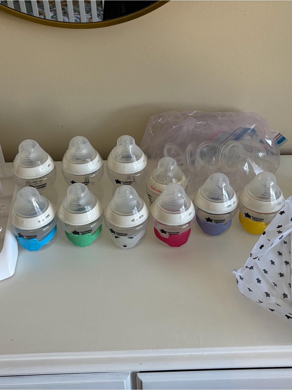 Tommee Tippee Baby Bottle Set - 5oz and 9oz
